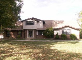 1433 Highway Am, Villa Ridge, MO 63089