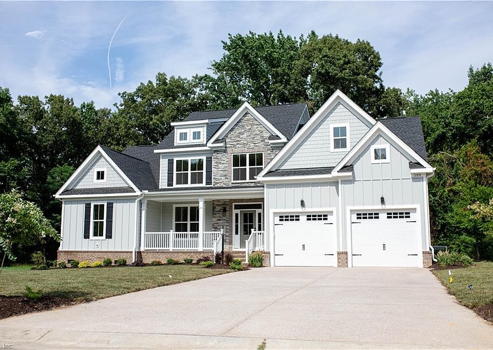 Gorgeous York Model with 5 bedroom, 4.5 baths on 4 acres to be built. Photos from previous build