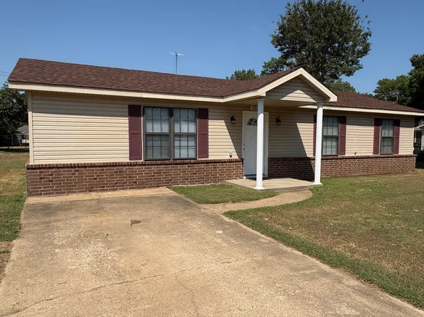 105 Cherry St, Lake City, AR 72437