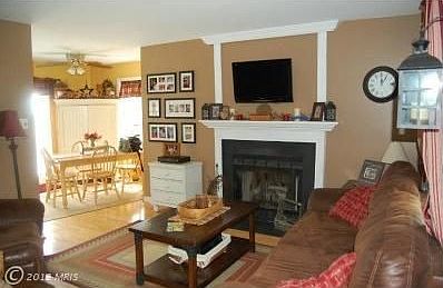 3rd image of 24 Vista Ave