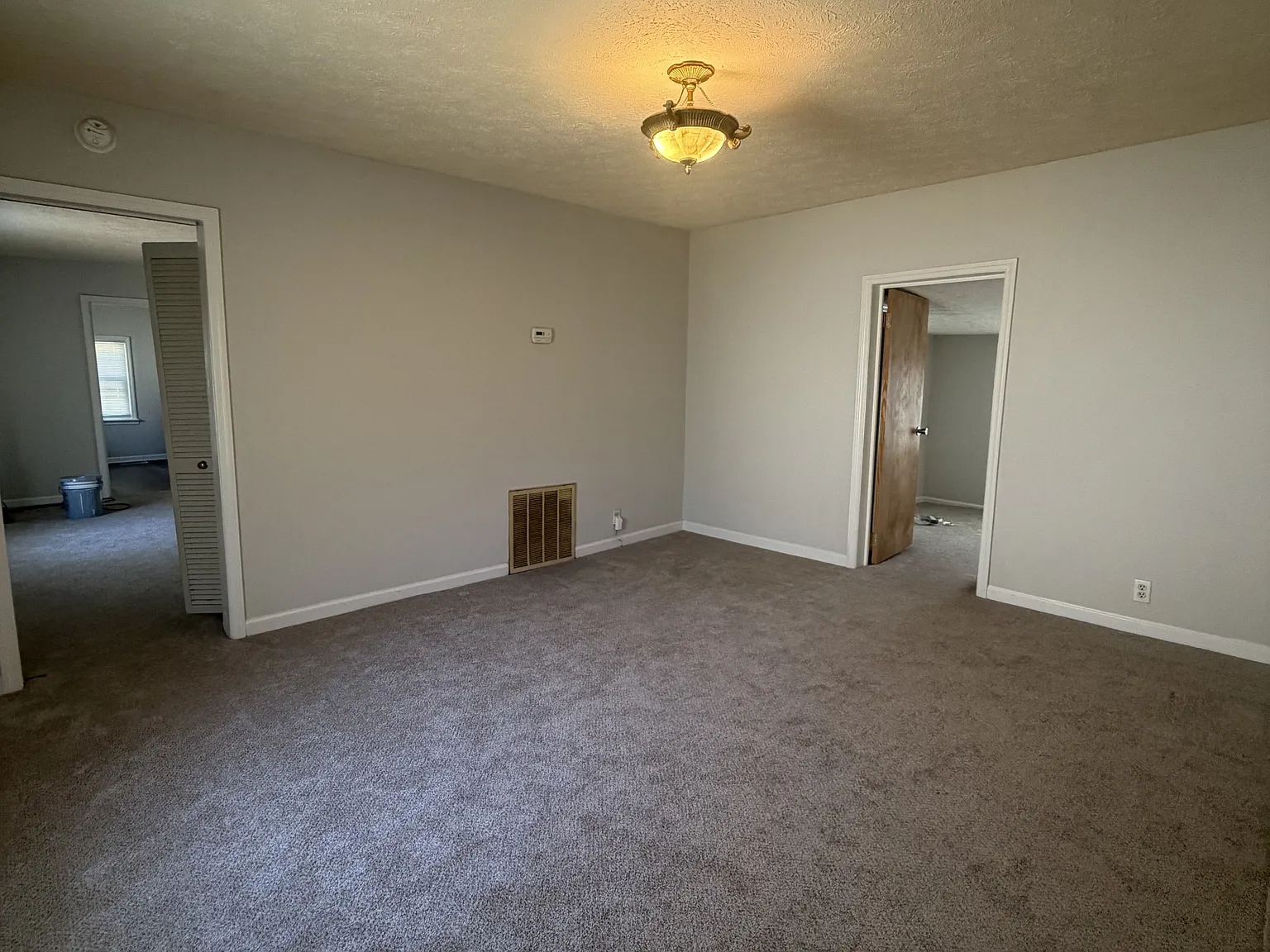 921 N Wayne St - 1 — Photo 3