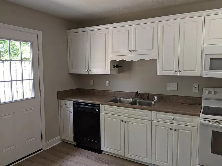 316 Browning Dr — Photo 4