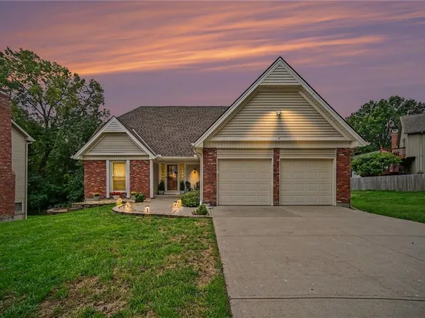 8309 N Marston Ave, Kansas City, MO 64151