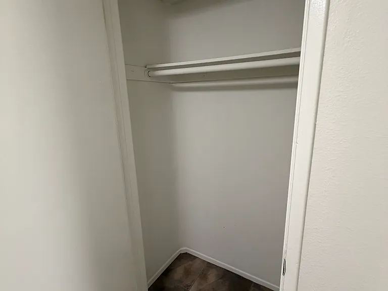 1434 N California Ave #5 — Photo 12