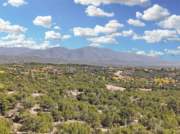 1786 Calle Arbolitos, Santa Fe, NM 87507