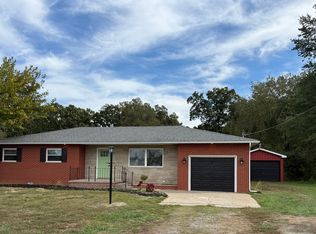 17666 Route 37, West Frankfort, IL 62896