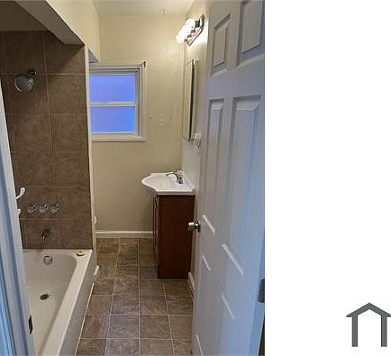 4th image of 508 Grant St