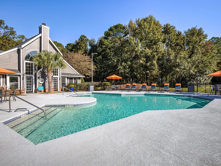 Palmetto Grove — Photo 13