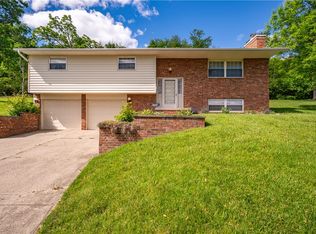 860 Lea Castle Pl, Miamisburg, OH 45342