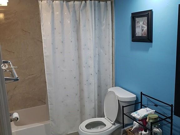 4th image of 6980 NW 186th St APT 3-123