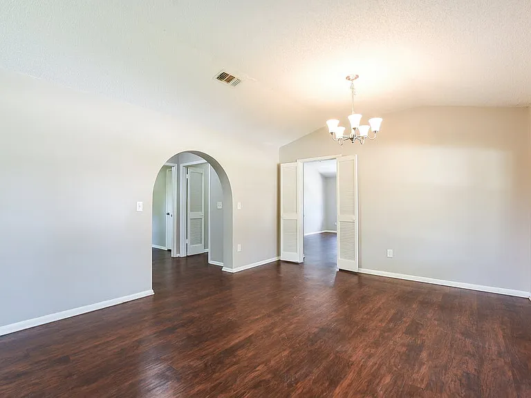 534 S Sundance Dr — Photo 6