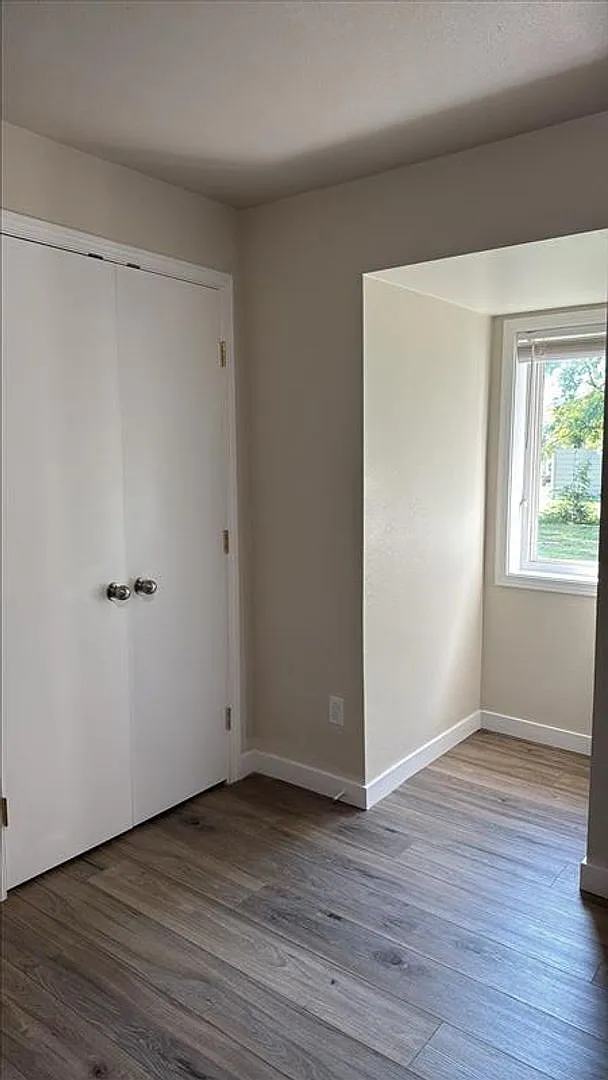 9240 Garrison Rd Apartments — Photo 2