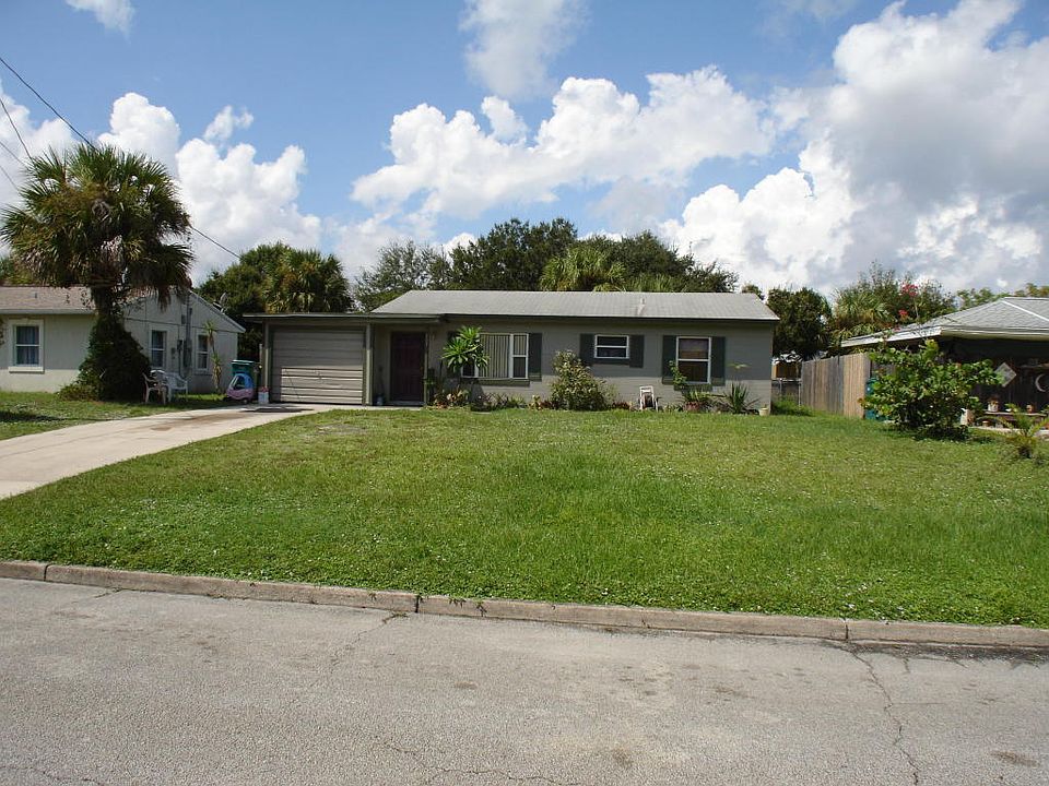 2nd image of 104 Orchid Blvd