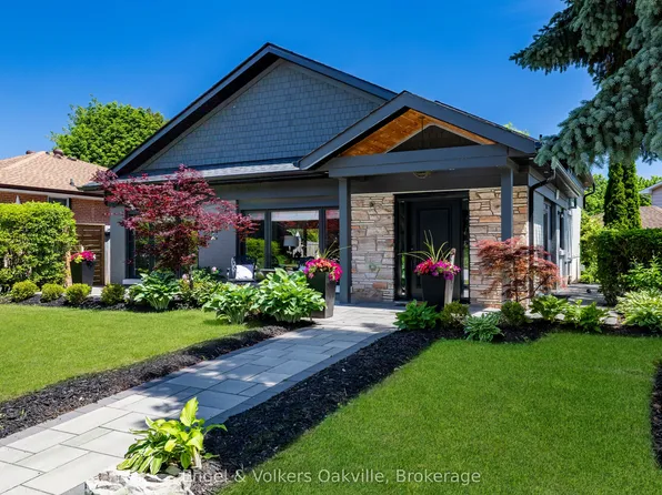 1188 Grange Rd, Oakville, ON L6H 1P7