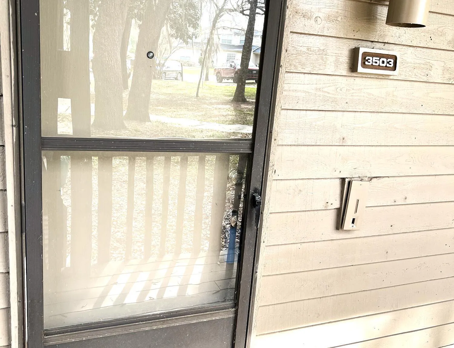 Studio, 1.0 bath, 420 sqft, $1,200 — Photo 2