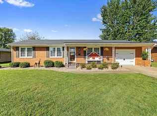 747 Parkway Dr, Owensboro, KY 42303