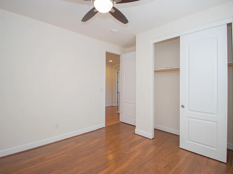 6239 Newhaven Ln — Photo 49