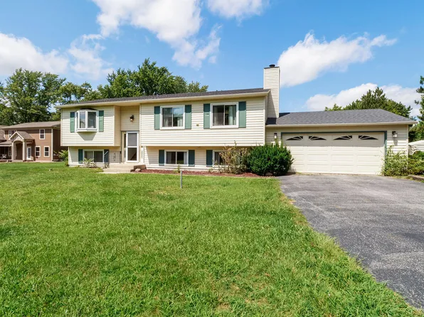 1454 Ransom Rd, Valparaiso, IN 46385