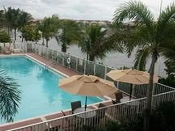 2707 SW 119th Way, Miramar, FL 33025