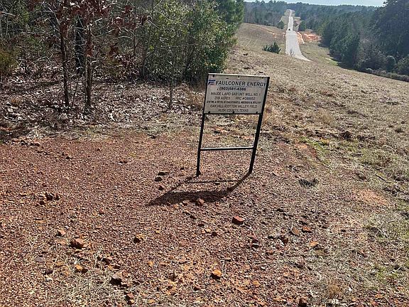 4th image of County Road 272 N