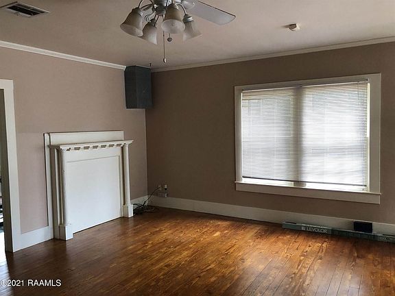 2nd image of 1322 W University Ave