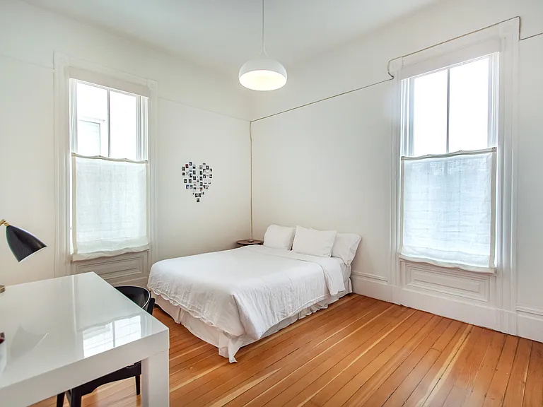 2381 Bush St — Photo 33