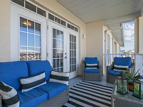 3rd image of 275 Atlantis Cir Unit 303F