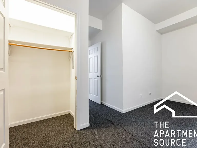 2440 N Ashland Ave #2 — Photo 7