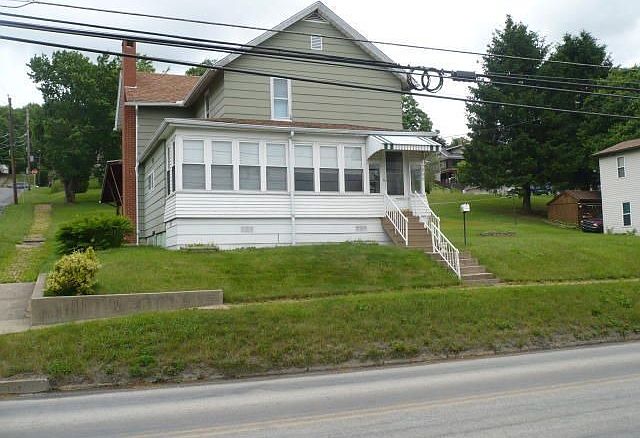 1st image of 808 Jackson St