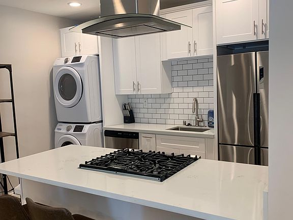 3rd image of 8331 Winsford Ave