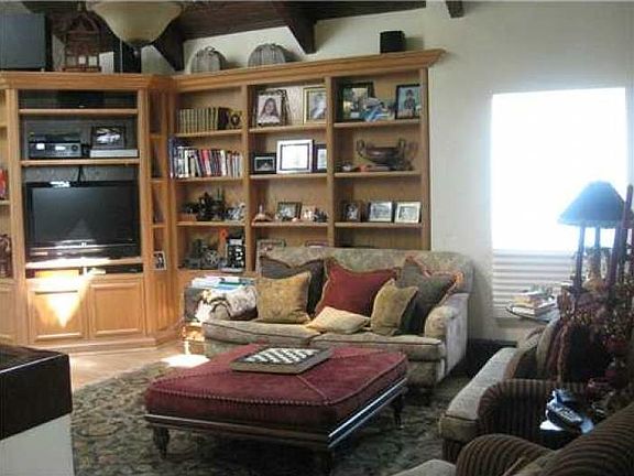 5th image of 1841 S Oak Haven Cir