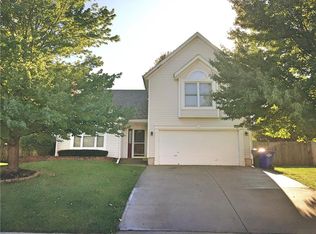 1649 N Hunter Dr, Olathe, KS 66061