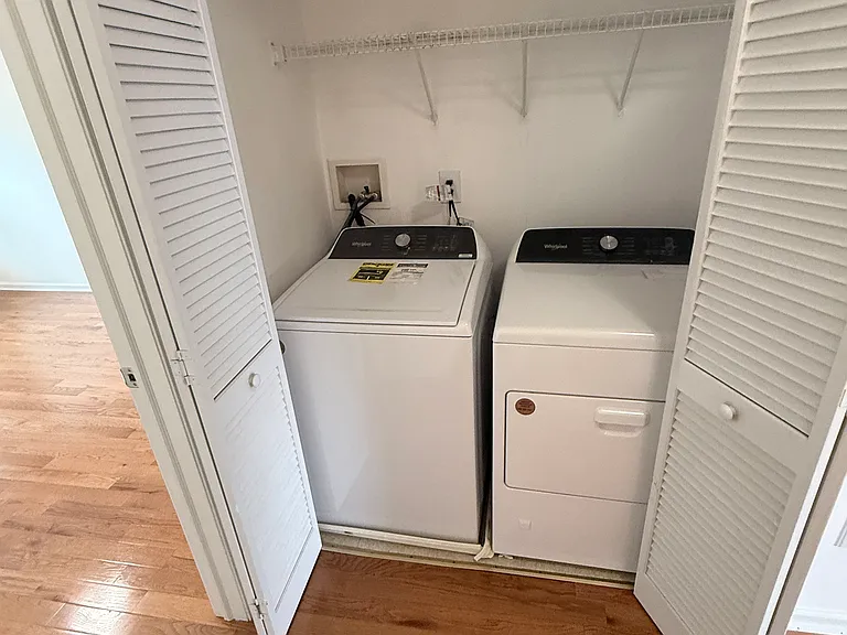 1209 Blossom Cir — Photo 18