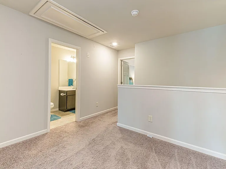 1380 Sugar Glen Ct — Photo 13