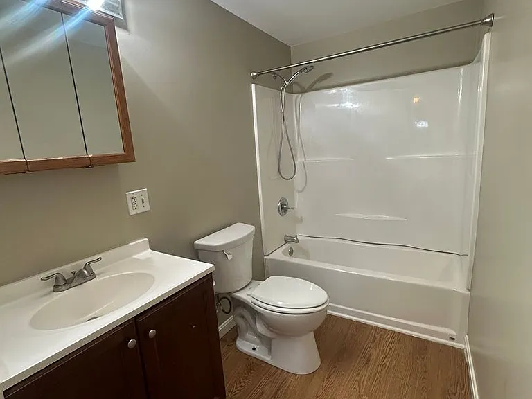 649 Golfview Dr — Photo 9