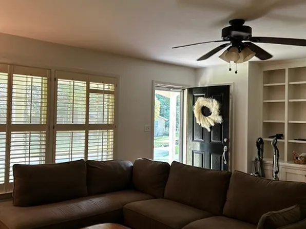 3175 Sprucewood Dr, Decatur, GA 30033