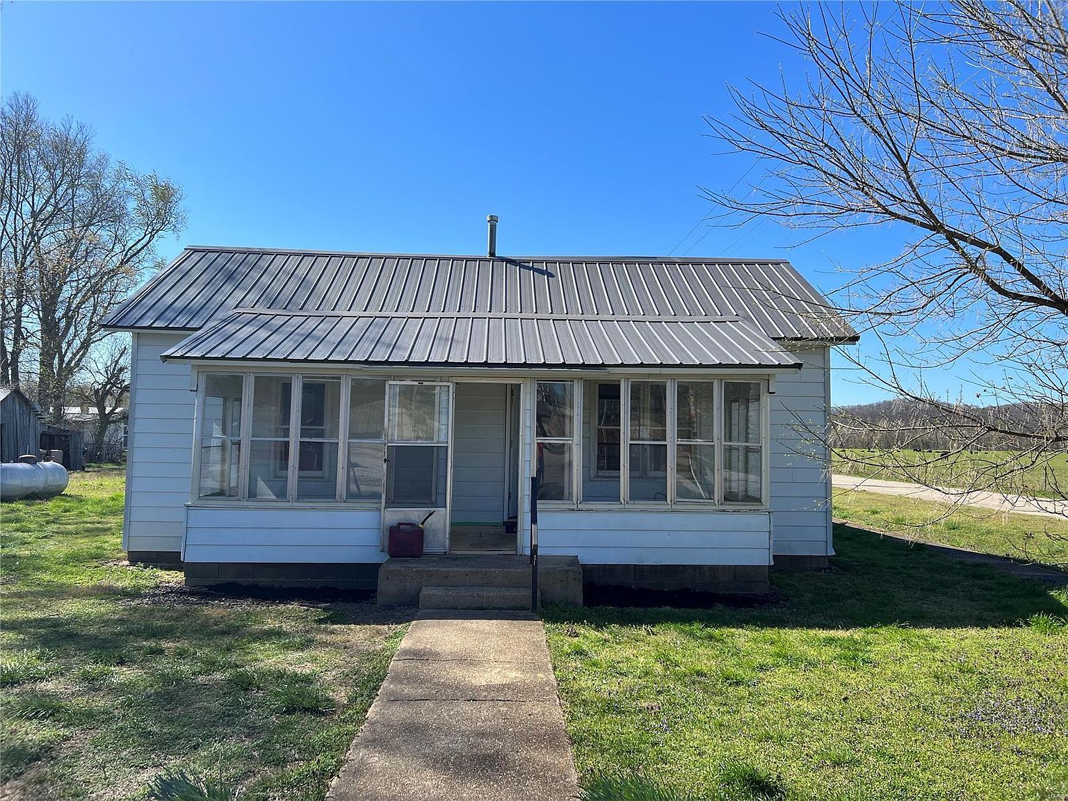 110 Wayne St, Williamsville, MO 63967 Zillow