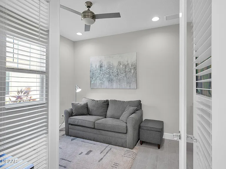 109 Salt Shaker St — Photo 10