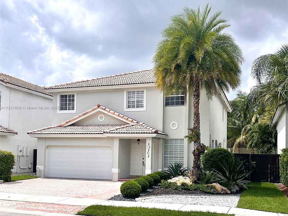 1st image of 10797 NW 73rd Ter
