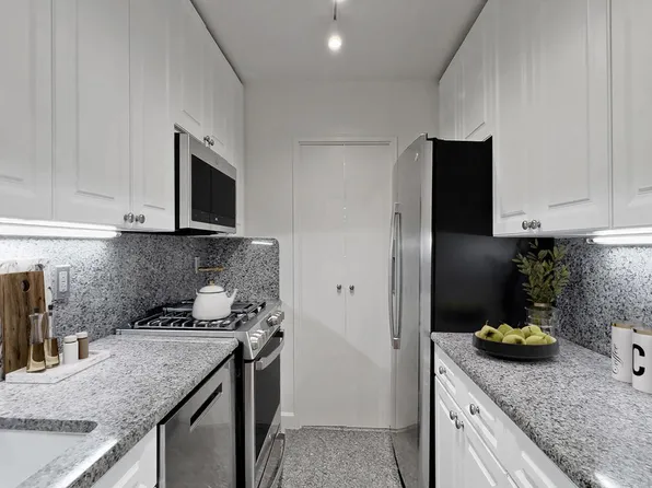 600 West 246th Street image 4 of 5