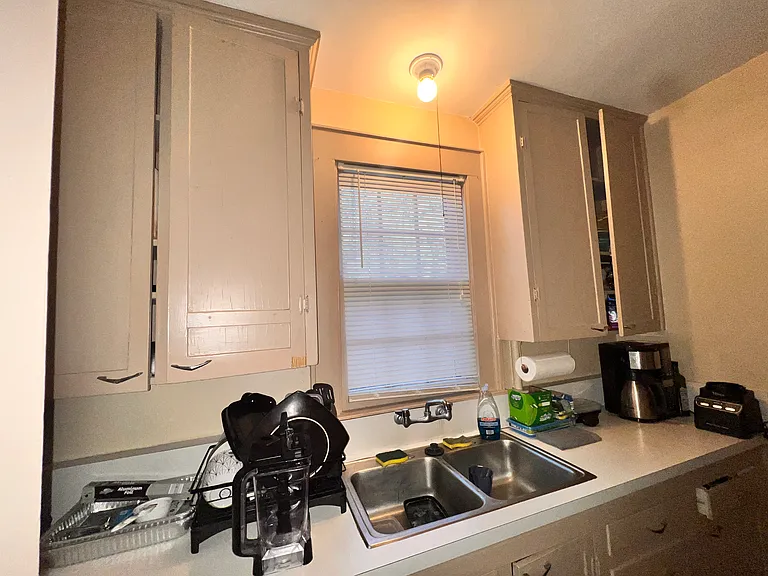 1319 S Fremont Ave — Photo 15