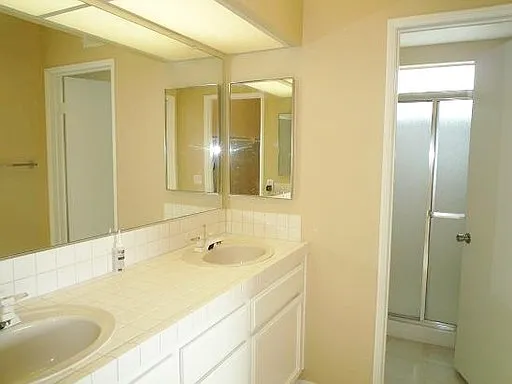 23890 Bennington Dr — Photo 8