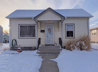 1002 S 1st St, Norfolk, NE 68701