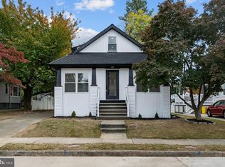 332 Chestnut St, Audubon, NJ 08106