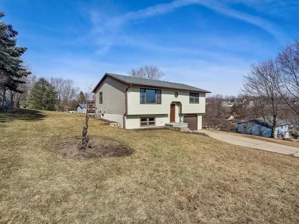 105 Ruste Road, Barneveld, WI 53507