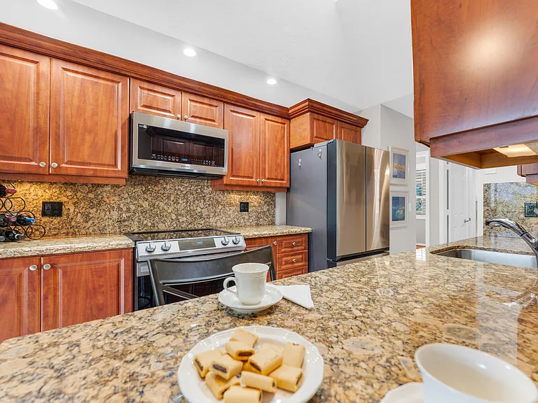 7460 La Paz Blvd #309 — Photo 21
