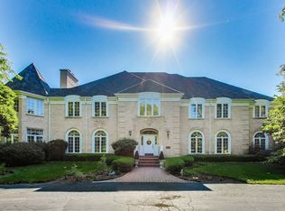 84 Meadow Hill Rd, Barrington, IL 60010