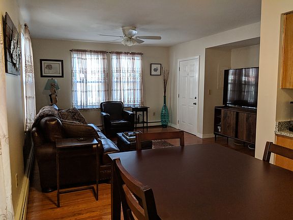 3rd image of 141 North St #1