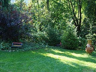 2nd image of 14 Mulberry Dr