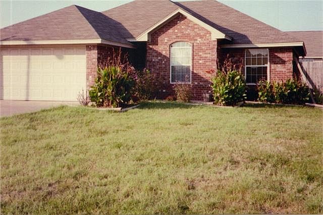 1st image of 1007 Roseanne Dr